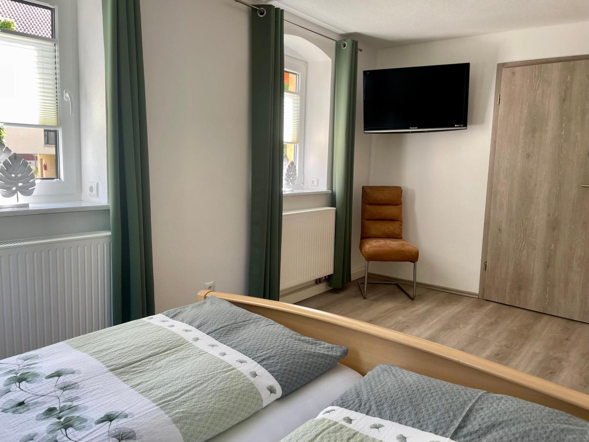 Ferienwohnung "Am Kirchsteig" คัวร์ออร์ท กอห์ริช ภายนอก รูปภาพ